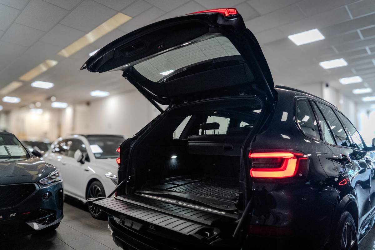 BMW X5 BMW X5 xDrive45e Executive M-Sport Laser|Pano|Memory|360º|Leder|Luchtvering