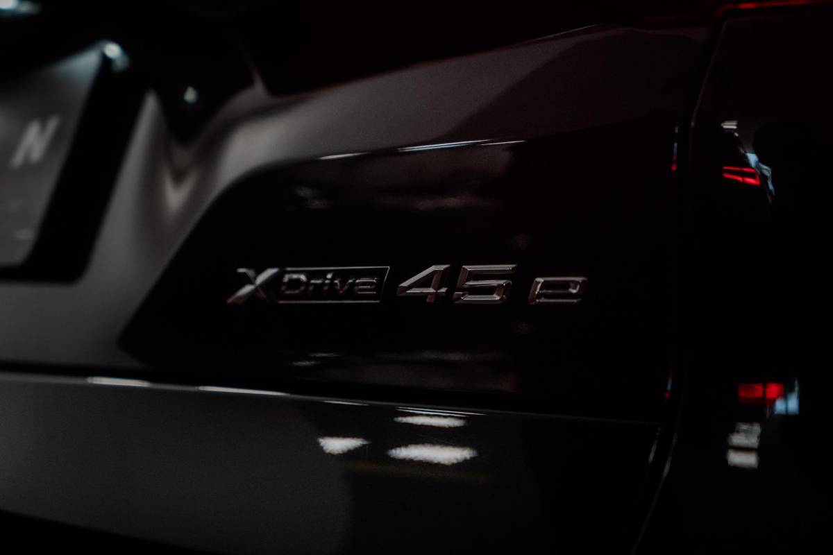 BMW X5 BMW X5 xDrive45e Executive M-Sport Laser|Pano|Memory|360º|Leder|Luchtvering