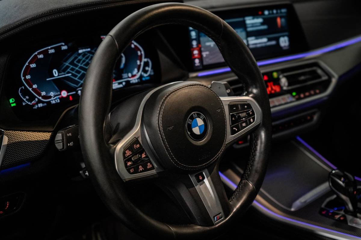 BMW X5 BMW X5 xDrive45e Executive M-Sport Laser|Pano|Memory|360º|Leder|Luchtvering