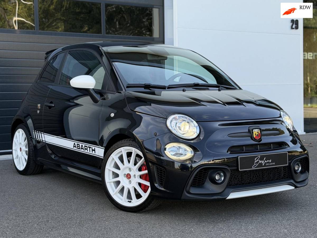 Abarth 695 Abarth 695 1.4 T-Jet Esseesse UNIEK!|180PK|Sabelt|Akrapovic