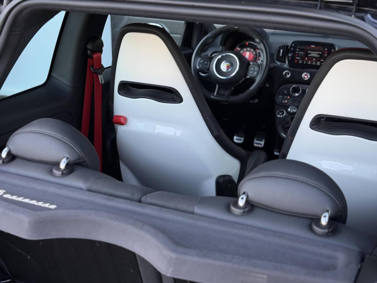 Abarth 695 Abarth 695 1.4 T-Jet Esseesse UNIEK!|180PK|Sabelt|Akrapovic