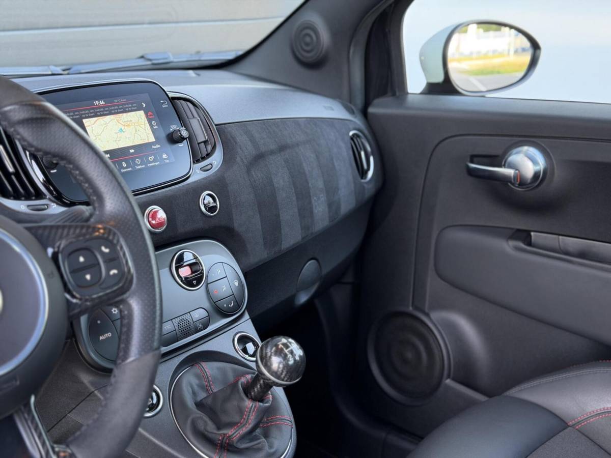 Abarth 695 Abarth 695 1.4 T-Jet Esseesse UNIEK!|180PK|Sabelt|Akrapovic