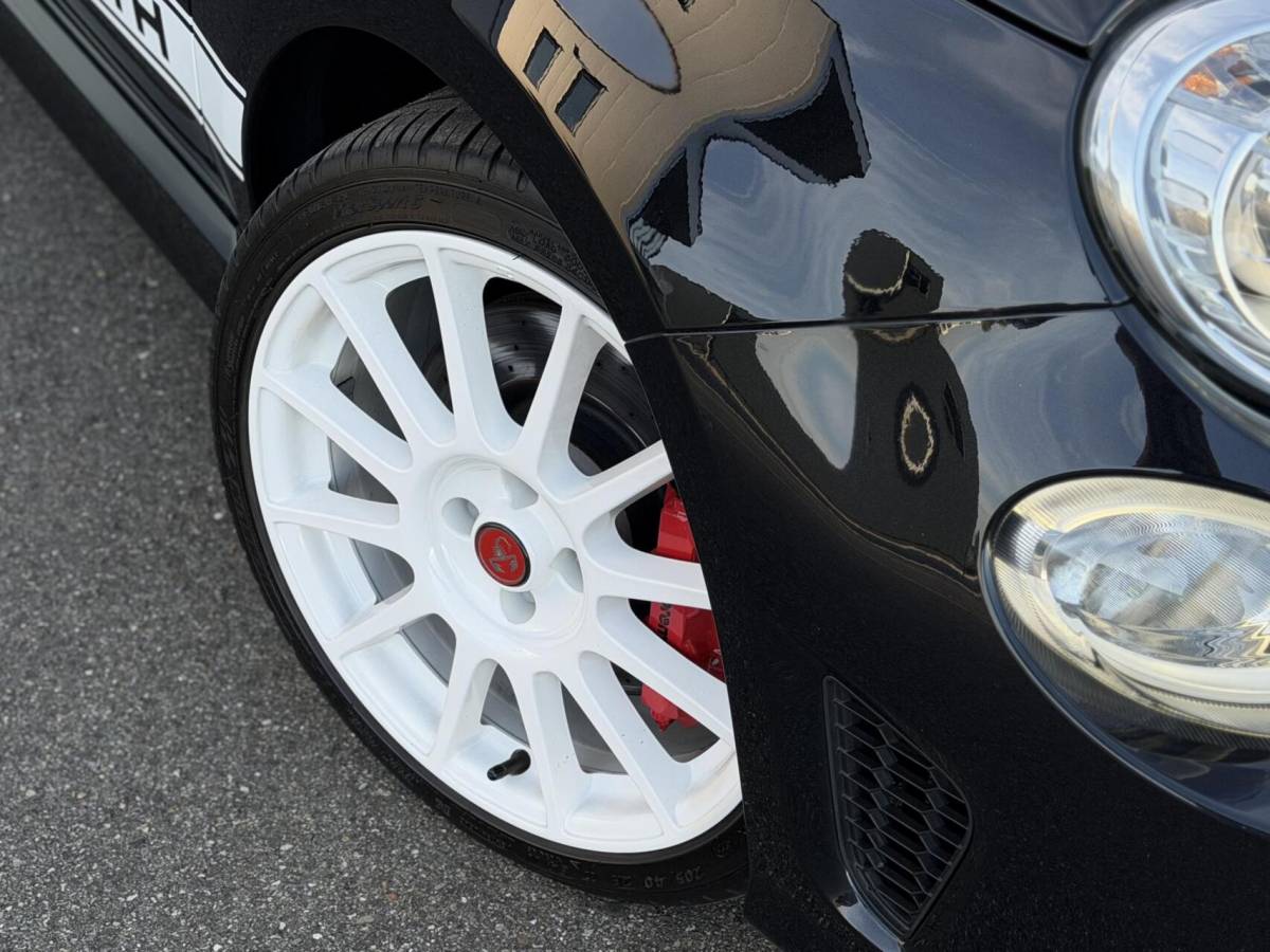 Abarth 695 Abarth 695 1.4 T-Jet Esseesse UNIEK!|180PK|Sabelt|Akrapovic