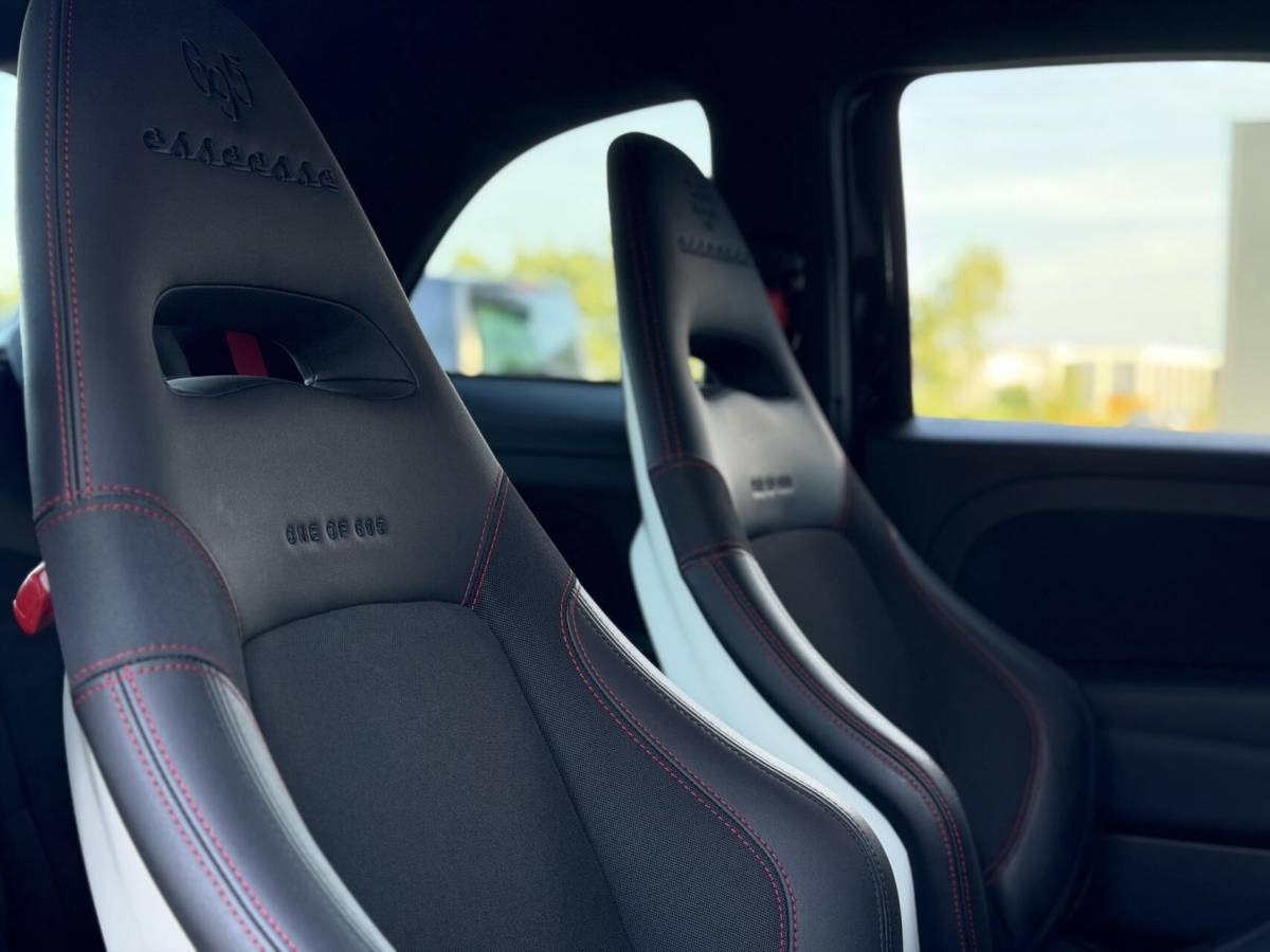 Abarth 695 Abarth 695 1.4 T-Jet Esseesse UNIEK!|180PK|Sabelt|Akrapovic