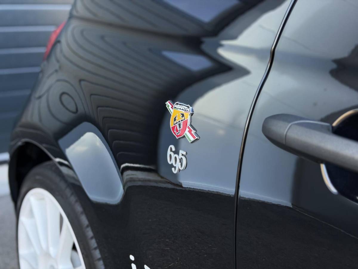 Abarth 695 Abarth 695 1.4 T-Jet Esseesse UNIEK!|180PK|Sabelt|Akrapovic