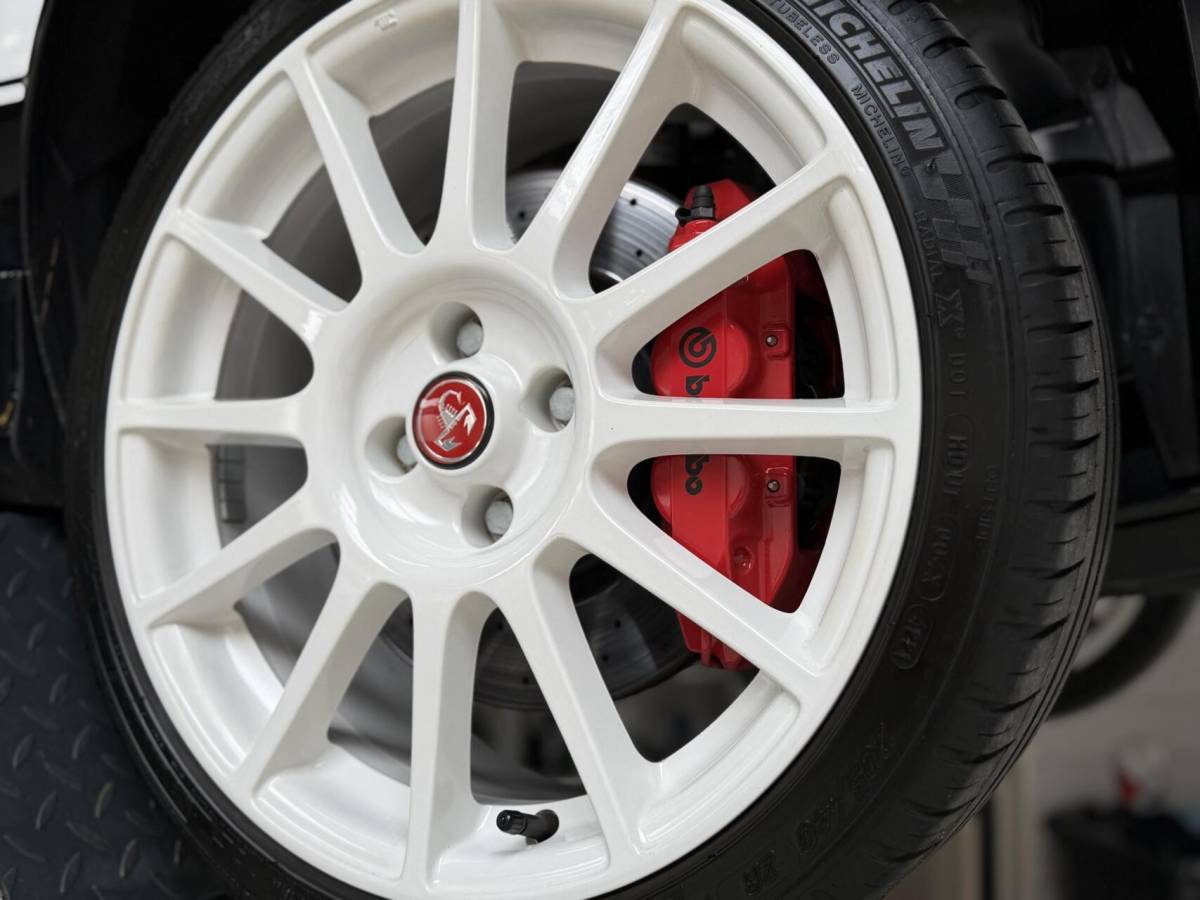 Abarth 695 Abarth 695 1.4 T-Jet Esseesse UNIEK!|180PK|Sabelt|Akrapovic