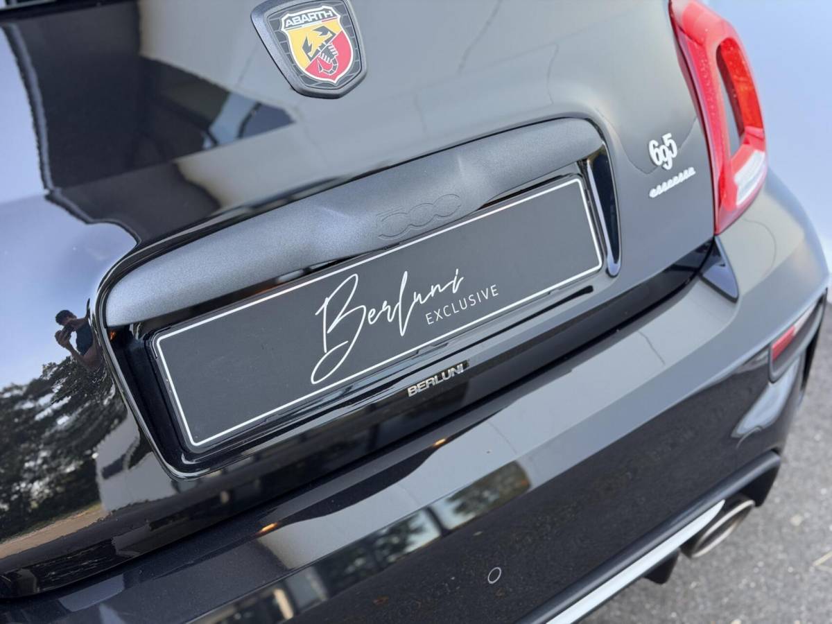 Abarth 695 Abarth 695 1.4 T-Jet Esseesse UNIEK!|180PK|Sabelt|Akrapovic