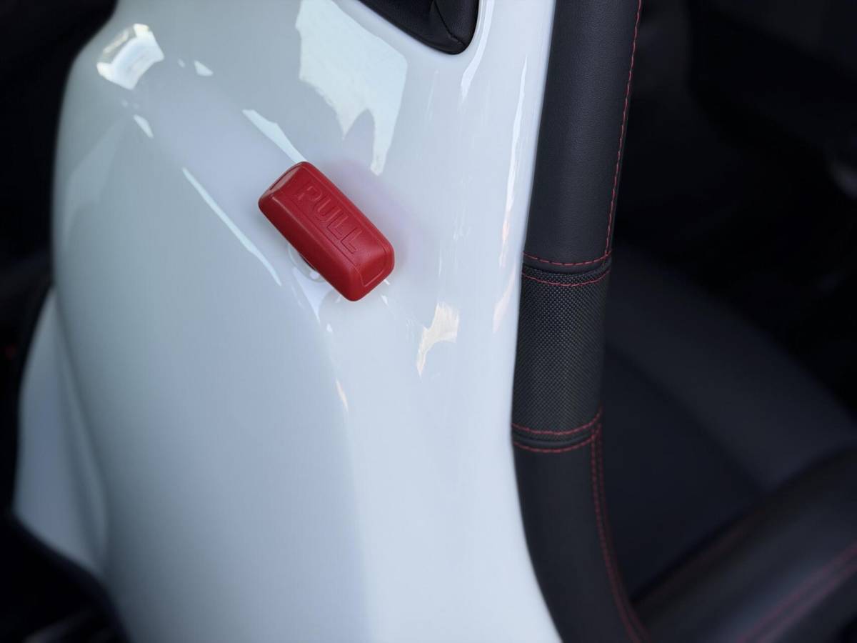 Abarth 695 Abarth 695 1.4 T-Jet Esseesse UNIEK!|180PK|Sabelt|Akrapovic