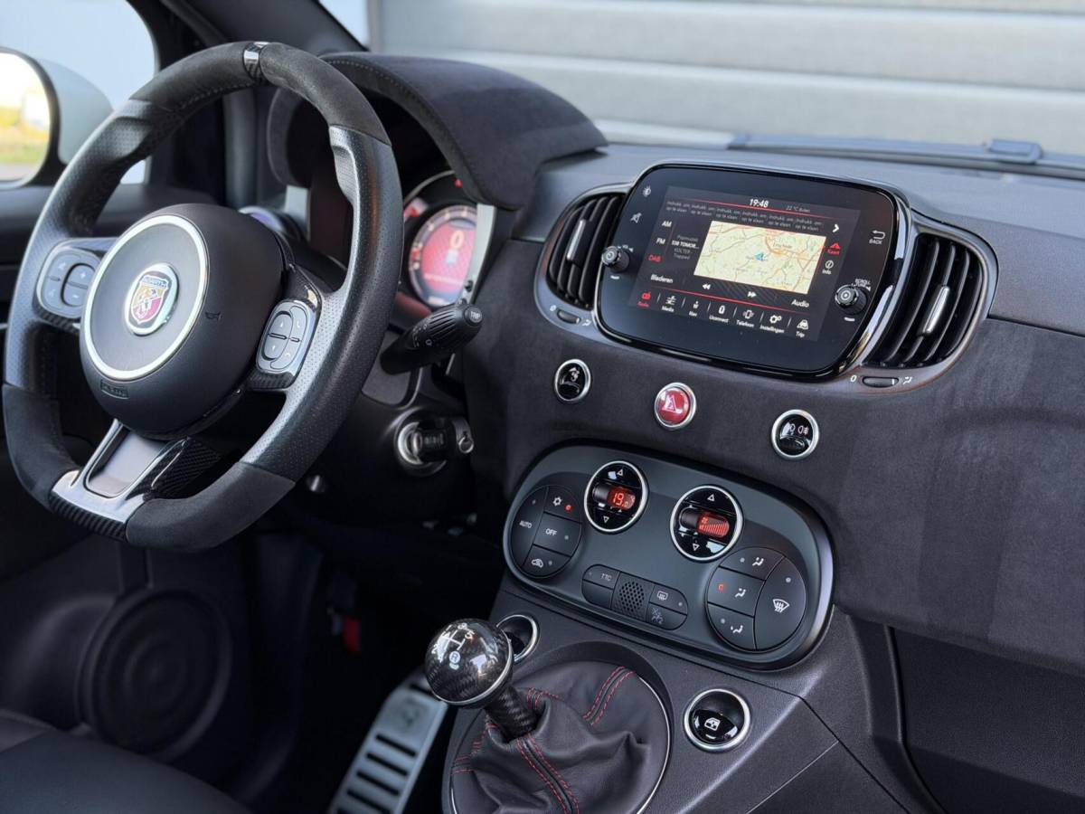 Abarth 695 Abarth 695 1.4 T-Jet Esseesse UNIEK!|180PK|Sabelt|Akrapovic