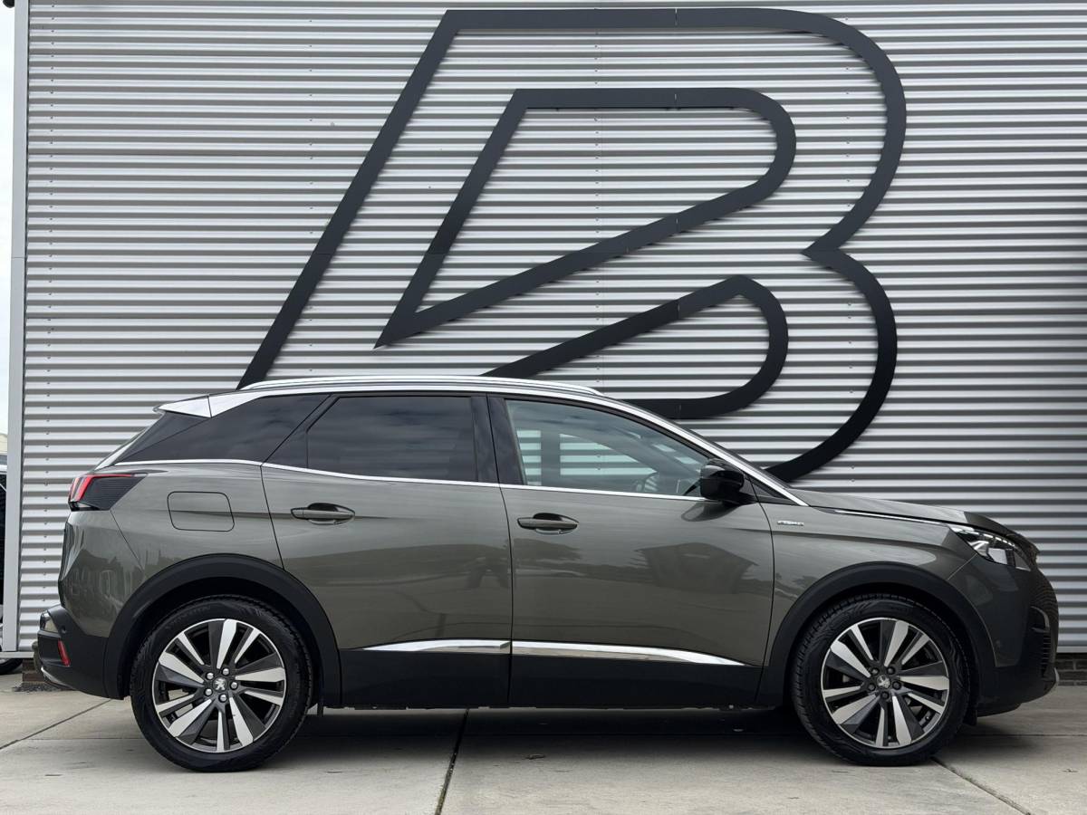 Peugeot 3008 Peugeot 3008 1.2 PureTech GT Line Navi|Pano|Camera|Carplay|Trekhaak|Clima|Cruise|N.A.P|APK tot 02-2027