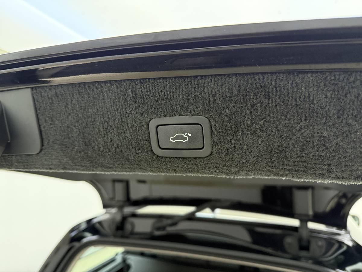 Volvo XC70 Volvo XC70 T5  Polar+ INSCRIPTION / FULL-OPTIONS / ADAPTIVE CRUISE / NIVOMAT / CAMERA / TREKHAAK