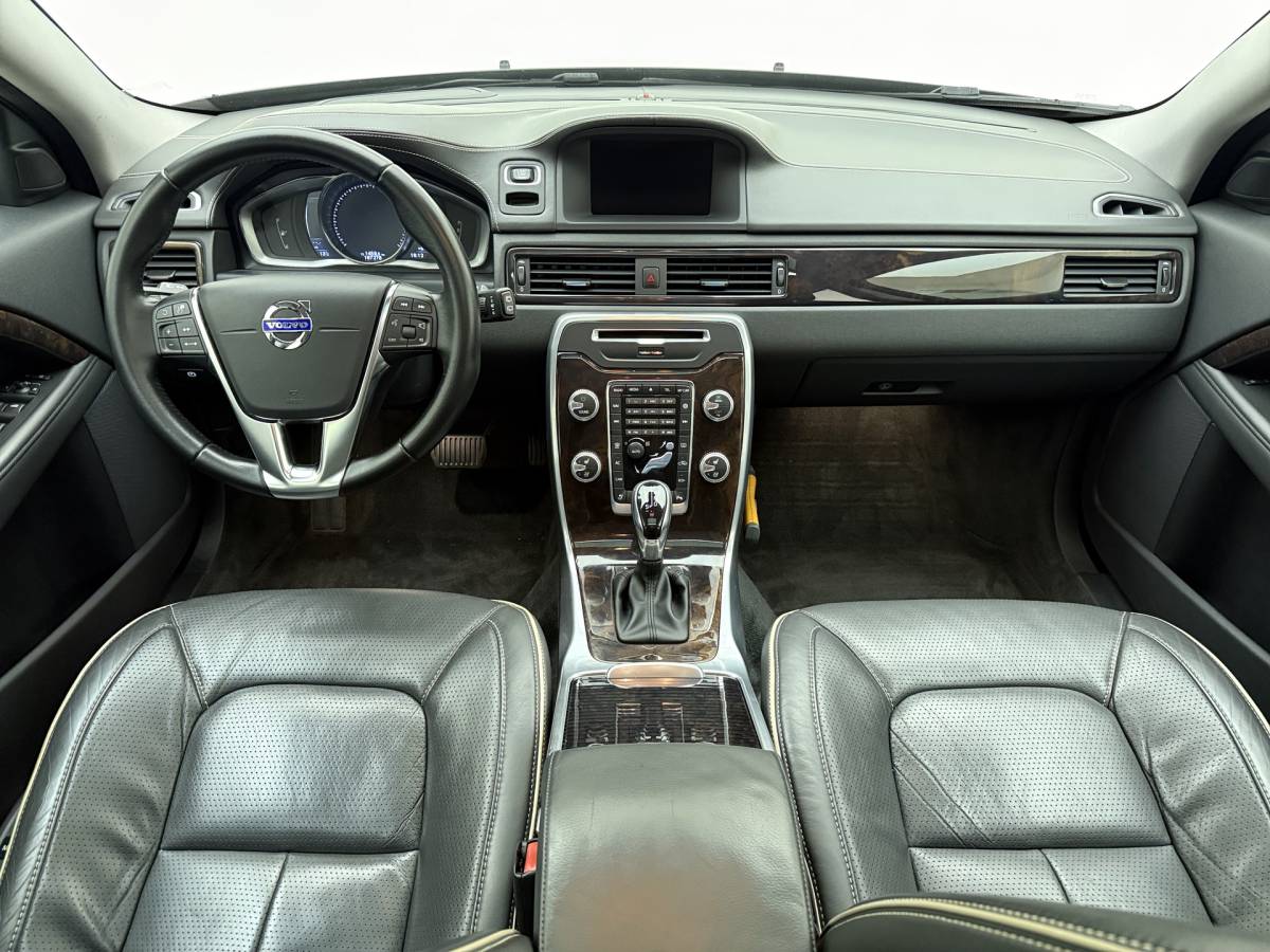 Volvo XC70 Volvo XC70 T5  Polar+ INSCRIPTION / FULL-OPTIONS / ADAPTIVE CRUISE / NIVOMAT / CAMERA / TREKHAAK