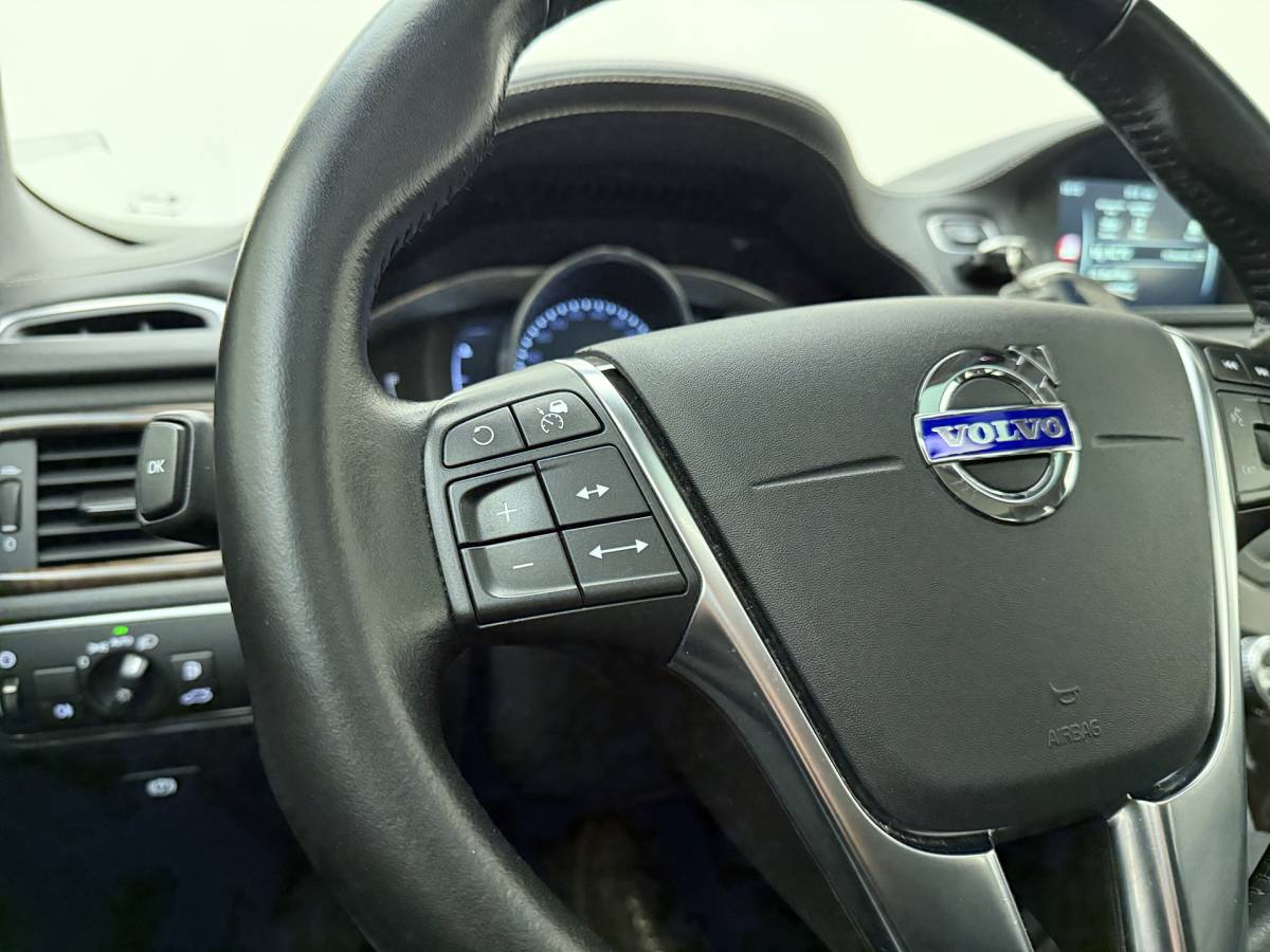 Volvo XC70 Volvo XC70 T5  Polar+ INSCRIPTION / FULL-OPTIONS / ADAPTIVE CRUISE / NIVOMAT / CAMERA / TREKHAAK