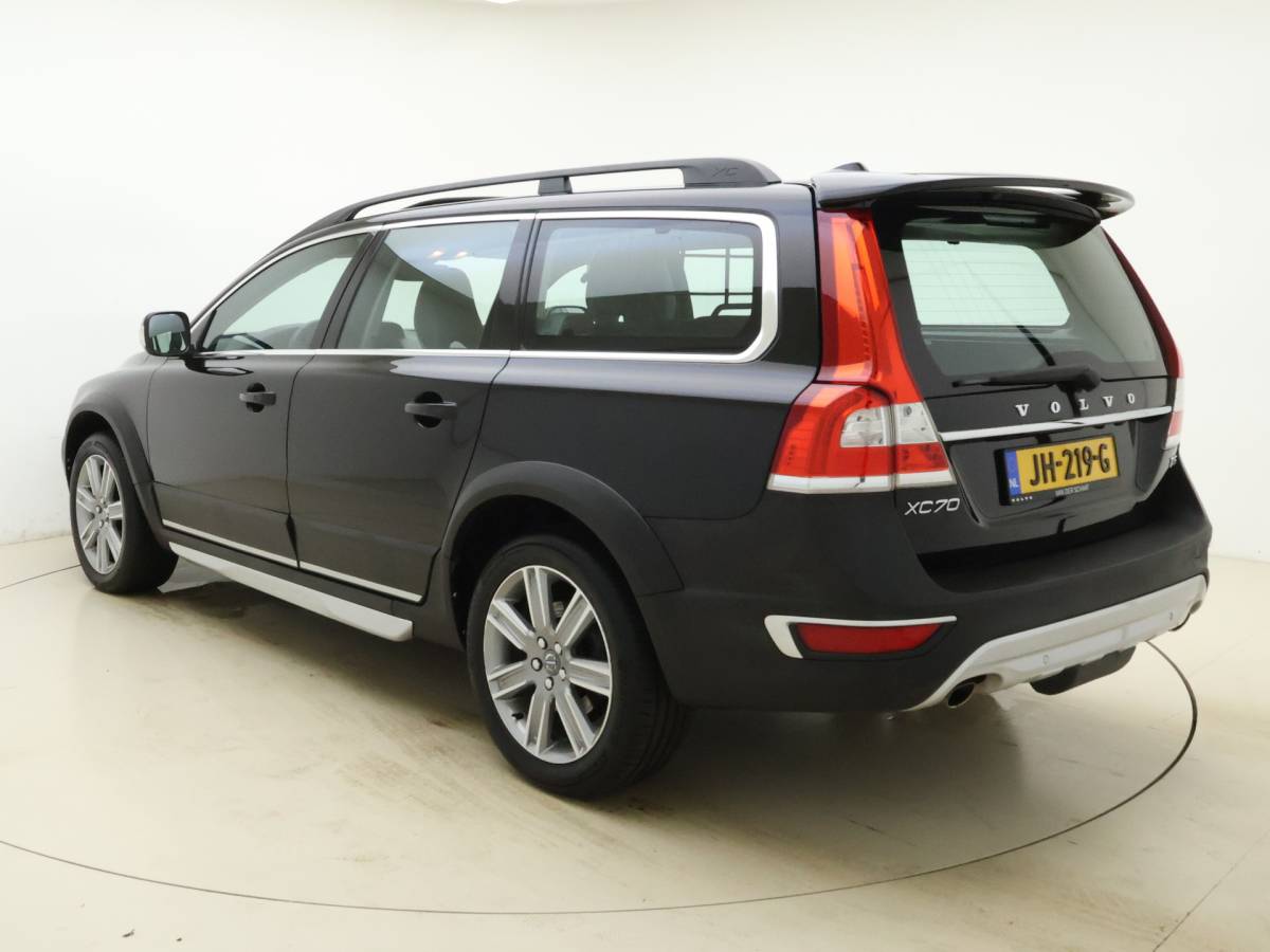 Volvo XC70 Volvo XC70 T5  Polar+ INSCRIPTION / FULL-OPTIONS / ADAPTIVE CRUISE / NIVOMAT / CAMERA / TREKHAAK