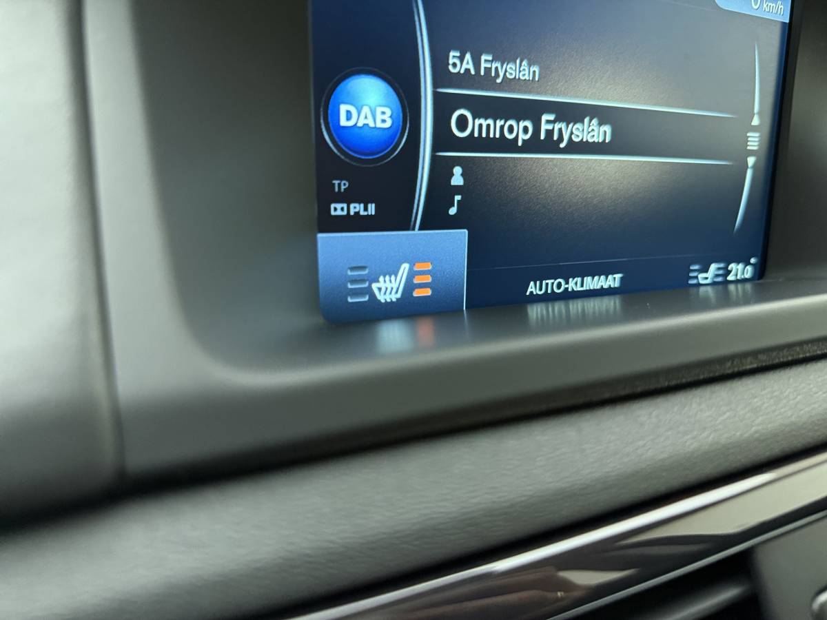 Volvo XC70 Volvo XC70 T5  Polar+ INSCRIPTION / FULL-OPTIONS / ADAPTIVE CRUISE / NIVOMAT / CAMERA / TREKHAAK
