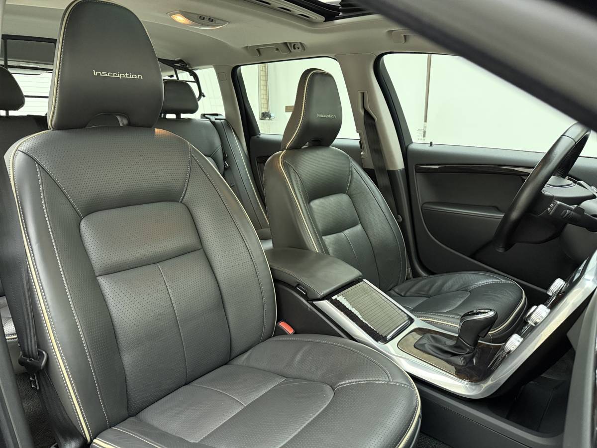 Volvo XC70 Volvo XC70 T5  Polar+ INSCRIPTION / FULL-OPTIONS / ADAPTIVE CRUISE / NIVOMAT / CAMERA / TREKHAAK