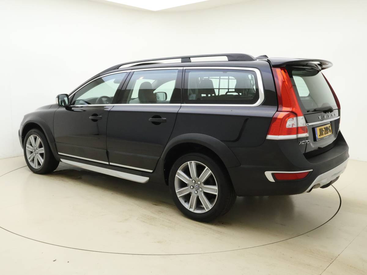 Volvo XC70 Volvo XC70 T5  Polar+ INSCRIPTION / FULL-OPTIONS / ADAPTIVE CRUISE / NIVOMAT / CAMERA / TREKHAAK