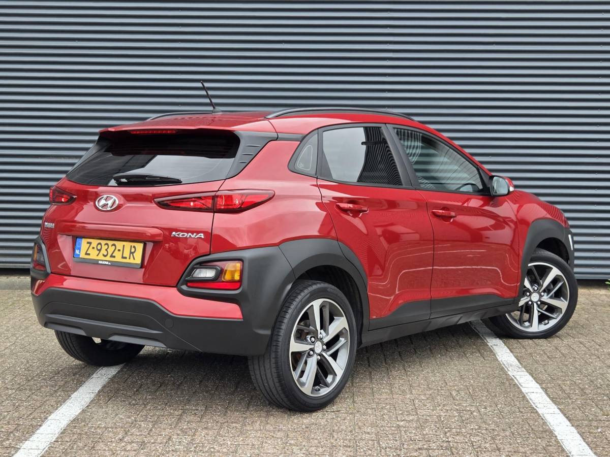 Hyundai Kona Hyundai Kona 1.0T Essence | Airco | Cruise Control | Bluetooth telefoonverbinding | 18” Lichtmetalen velgen | Lane Assist