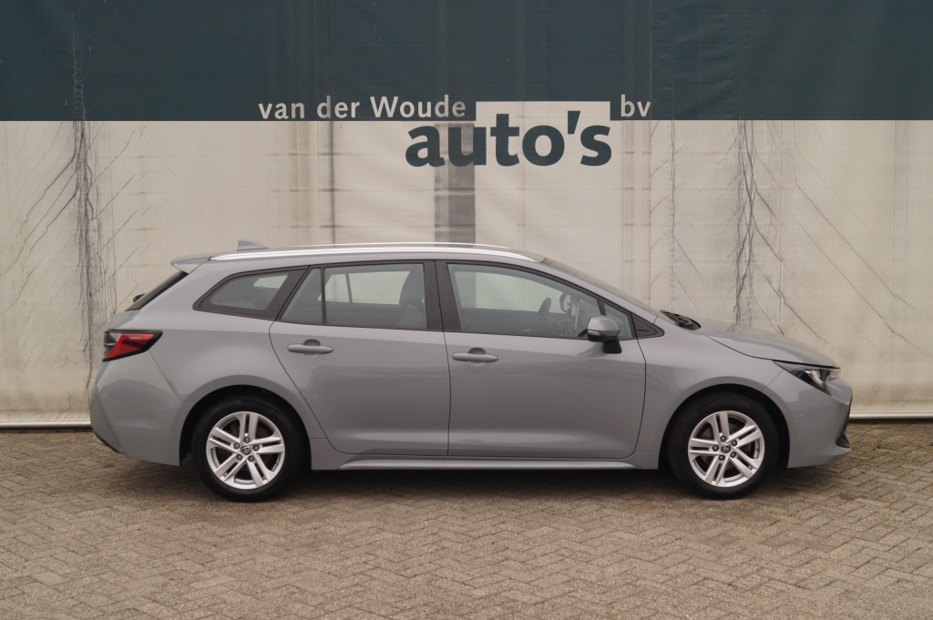 Toyota Corolla Touring Sports Toyota Corolla Touring Sports 1.8 Hybrid Active -ECC-CARPLAY-CAM-