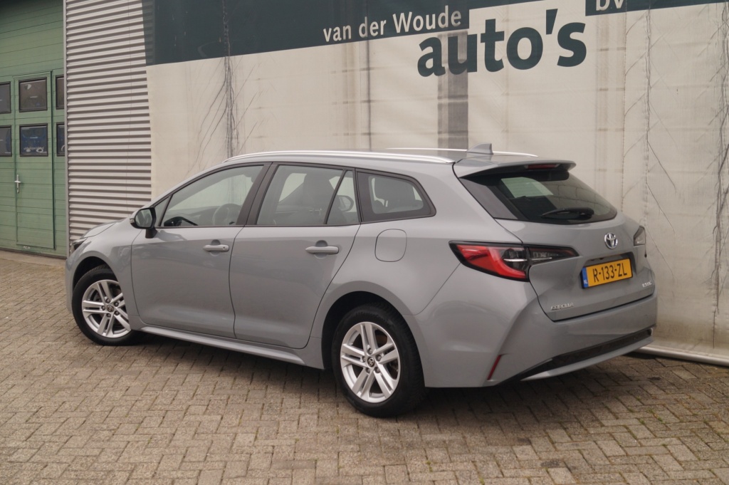 Toyota Corolla Touring Sports Toyota Corolla Touring Sports 1.8 Hybrid Active -ECC-CARPLAY-CAM-