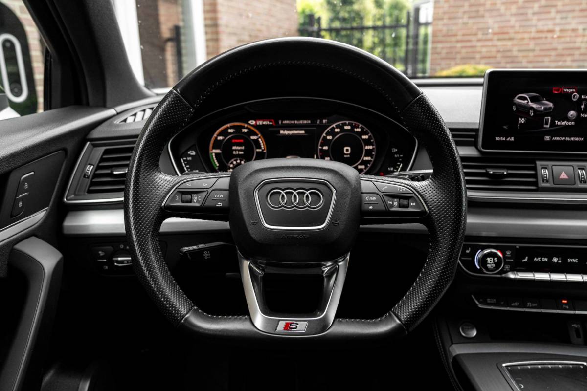 Audi Q5 Audi Q5 50 TFSI e Quattro S Edition 300 PK Virtual Keyless Stoelverwarming Elek.Trekhaak 20”