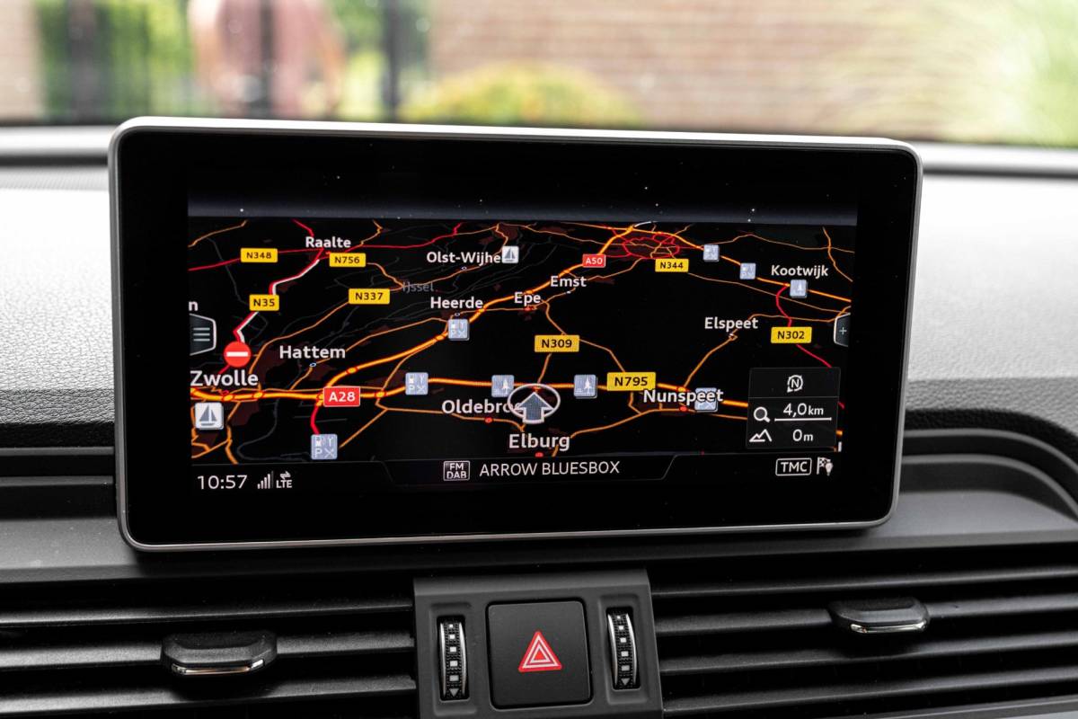 Audi Q5 Audi Q5 50 TFSI e Quattro S Edition 300 PK Virtual Keyless Stoelverwarming Elek.Trekhaak 20”