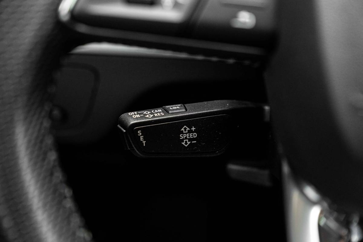 Audi Q5 Audi Q5 50 TFSI e Quattro S Edition 300 PK Virtual Keyless Stoelverwarming Elek.Trekhaak 20”