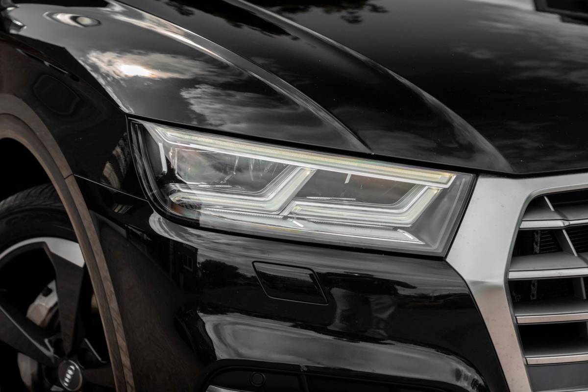 Audi Q5 Audi Q5 50 TFSI e Quattro S Edition 300 PK Virtual Keyless Stoelverwarming Elek.Trekhaak 20”