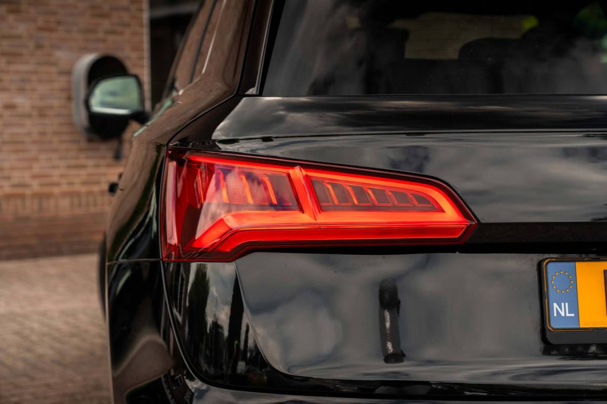 Audi Q5 Audi Q5 50 TFSI e Quattro S Edition 300 PK Virtual Keyless Stoelverwarming Elek.Trekhaak 20”