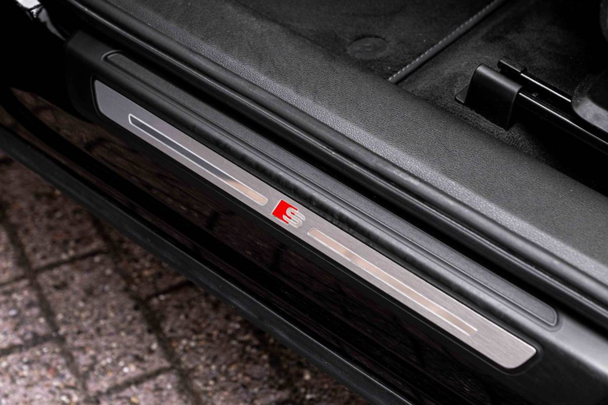 Audi Q5 Audi Q5 50 TFSI e Quattro S Edition 300 PK Virtual Keyless Stoelverwarming Elek.Trekhaak 20”