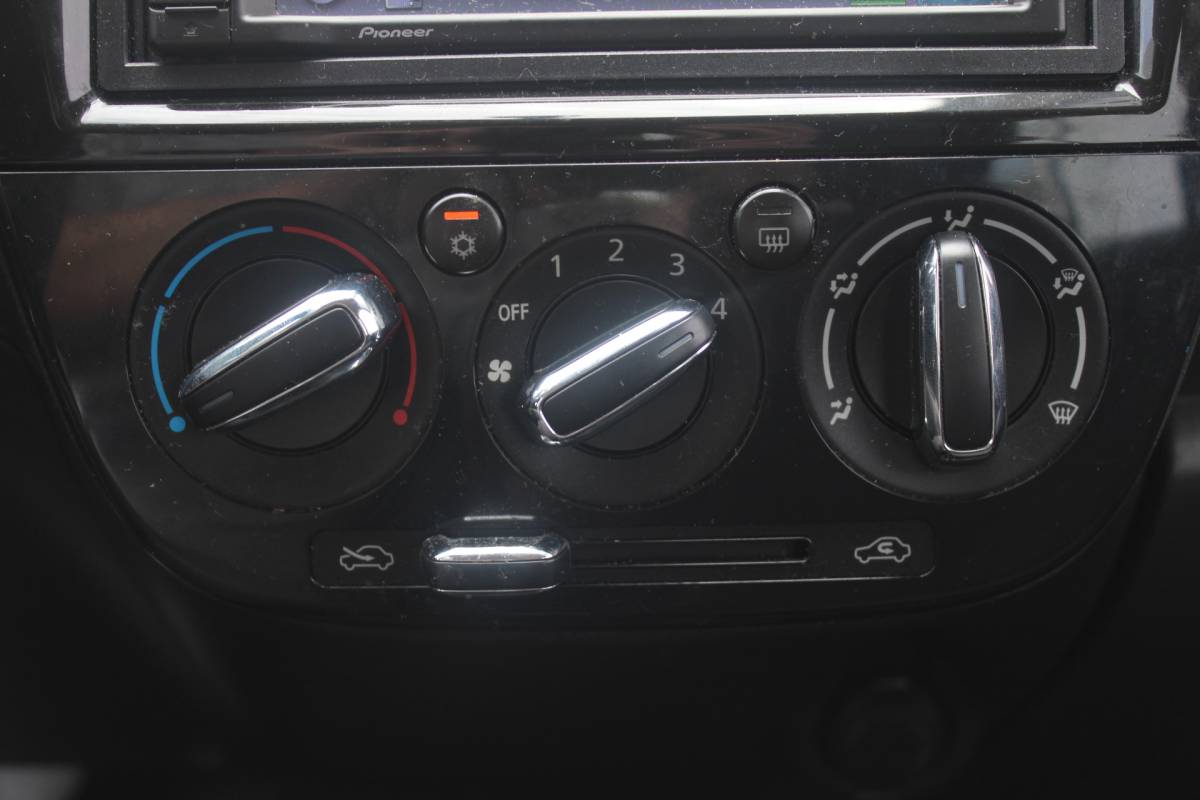 Mitsubishi Space Star Mitsubishi Space Star 1.0 Cool+ Airco l Elektr. ramen l Navi l