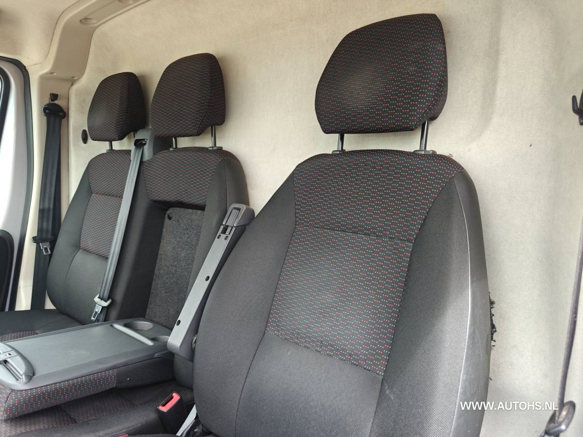 Peugeot Boxer Peugeot Boxer 2.0 BlueHDI L3H2, EURO 6 , LANG , 2x Schuifdeur ,navi ,camera, cruise, Apk maart 2027 , 163 PK