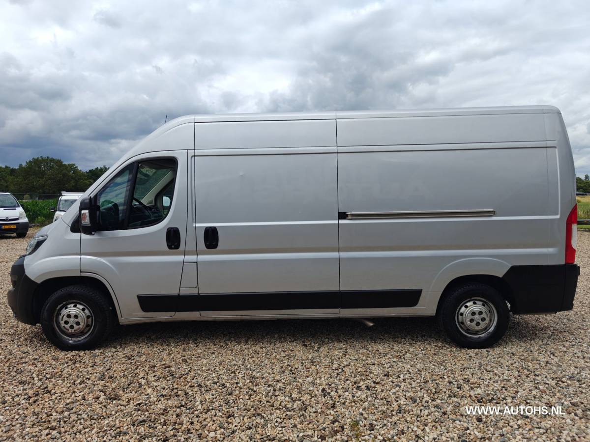 Peugeot Boxer Peugeot Boxer 2.0 BlueHDI L3H2, EURO 6 , LANG , 2x Schuifdeur ,navi ,camera, cruise, Apk maart 2027 , 163 PK