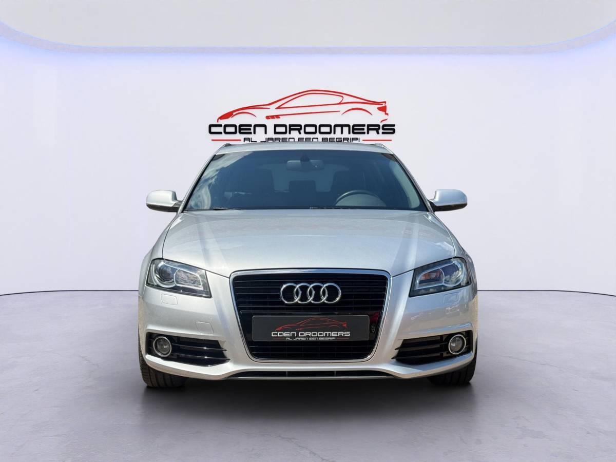 Audi A3 Audi A3 Sportback 1.4 TFSI Ambition Pro Line S /Apple Carplay/Nw. Distributieketting & Koppeling/NL-Auto/BOSE audio/Park. Sens. Achter/Climate & Cruise Control/Xenon licht/Navi/(MET GARANTIE*)