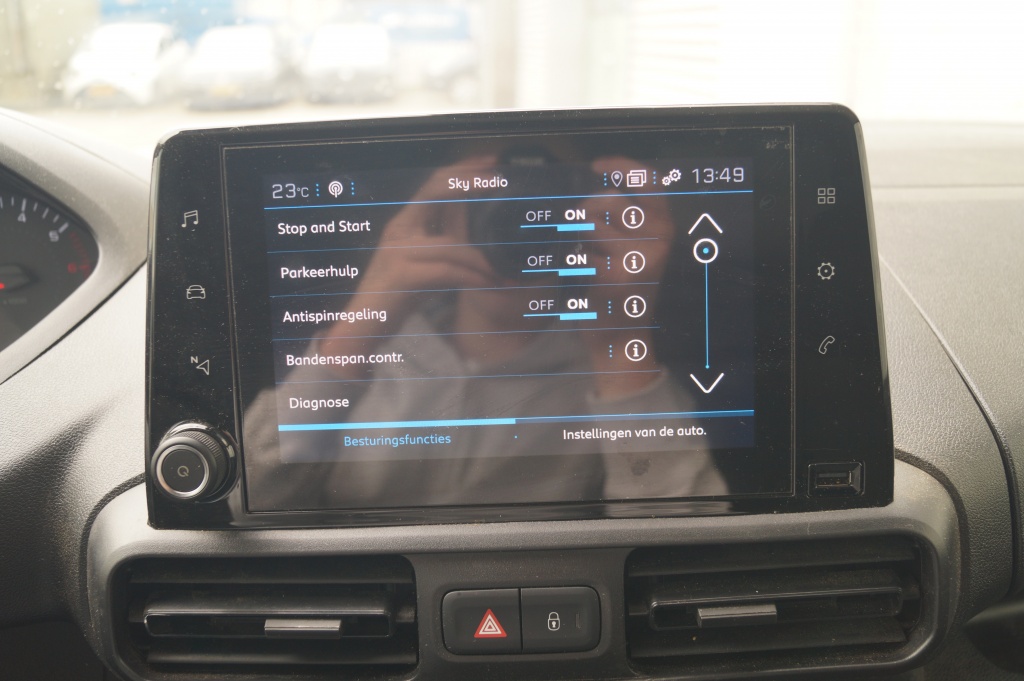 Peugeot Partner Peugeot Partner 1.5 BlueHDI Asphalt -NAVI-CAM-DAB-