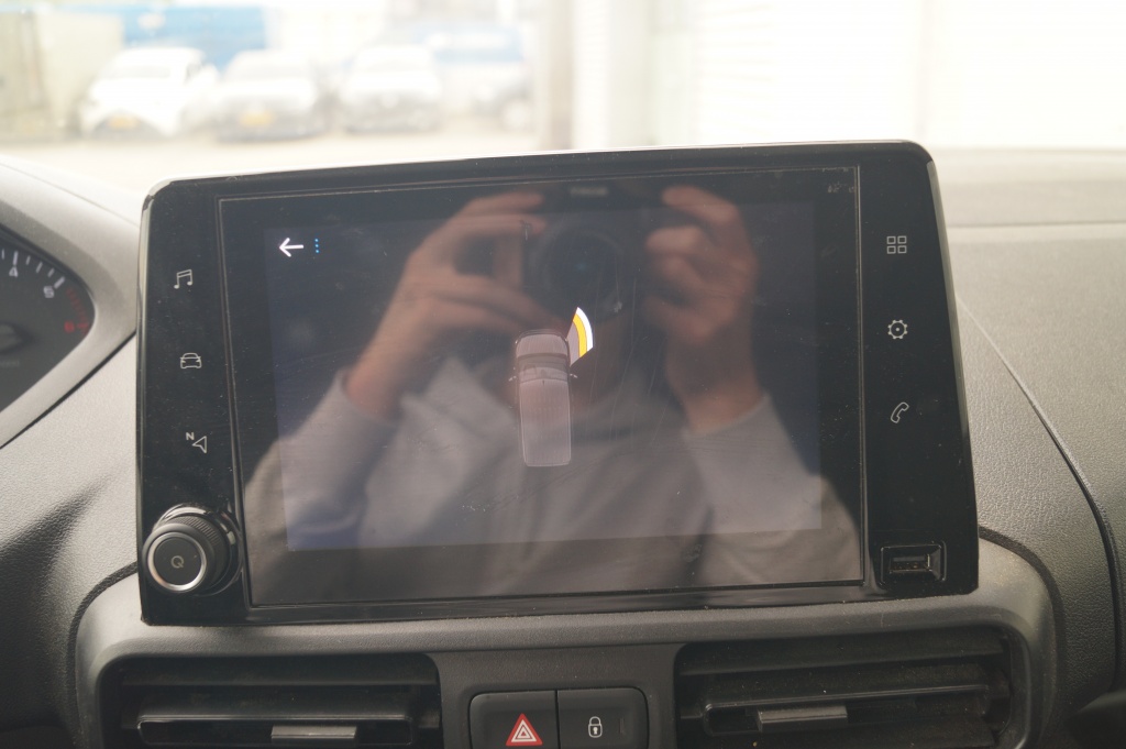 Peugeot Partner Peugeot Partner 1.5 BlueHDI Asphalt -NAVI-CAM-DAB-