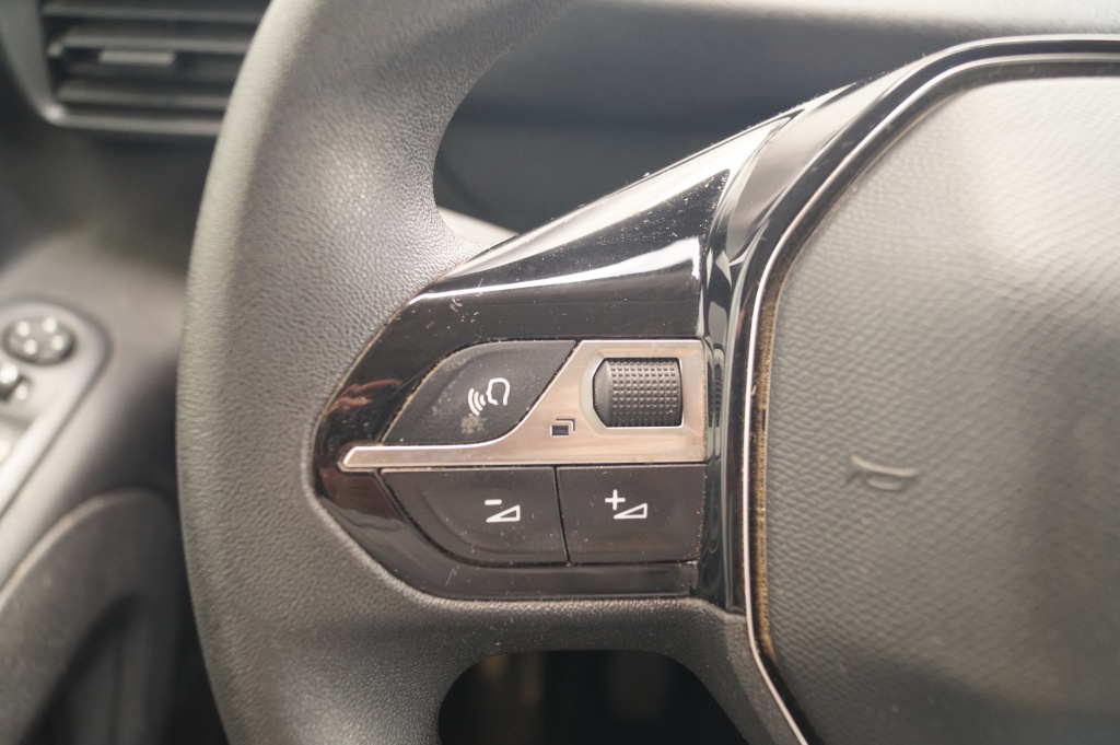 Peugeot Partner Peugeot Partner 1.5 BlueHDI Asphalt -NAVI-CAM-DAB-