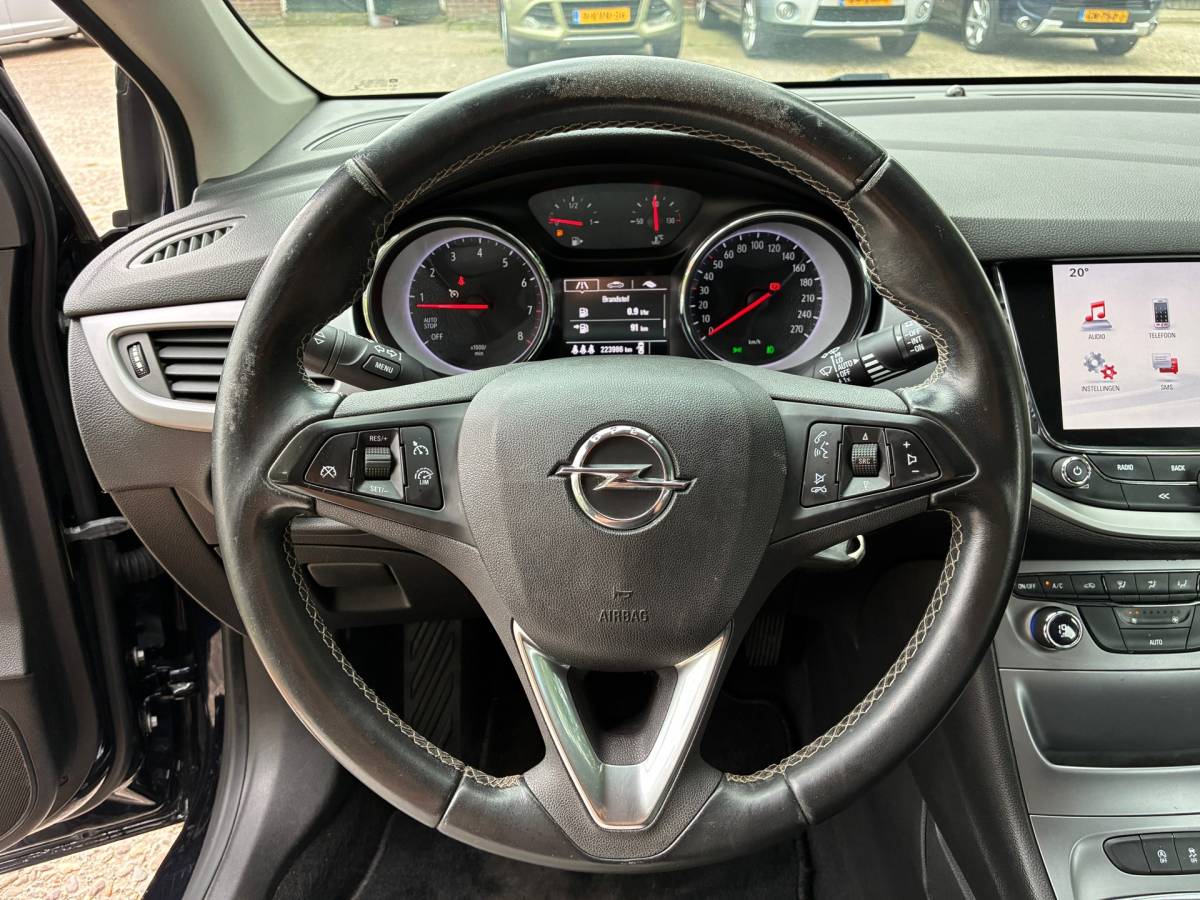 Opel Astra Opel Astra Sports Tourer 1.4 Business+ | Cruise + Clima nu € 5.450,-!!!