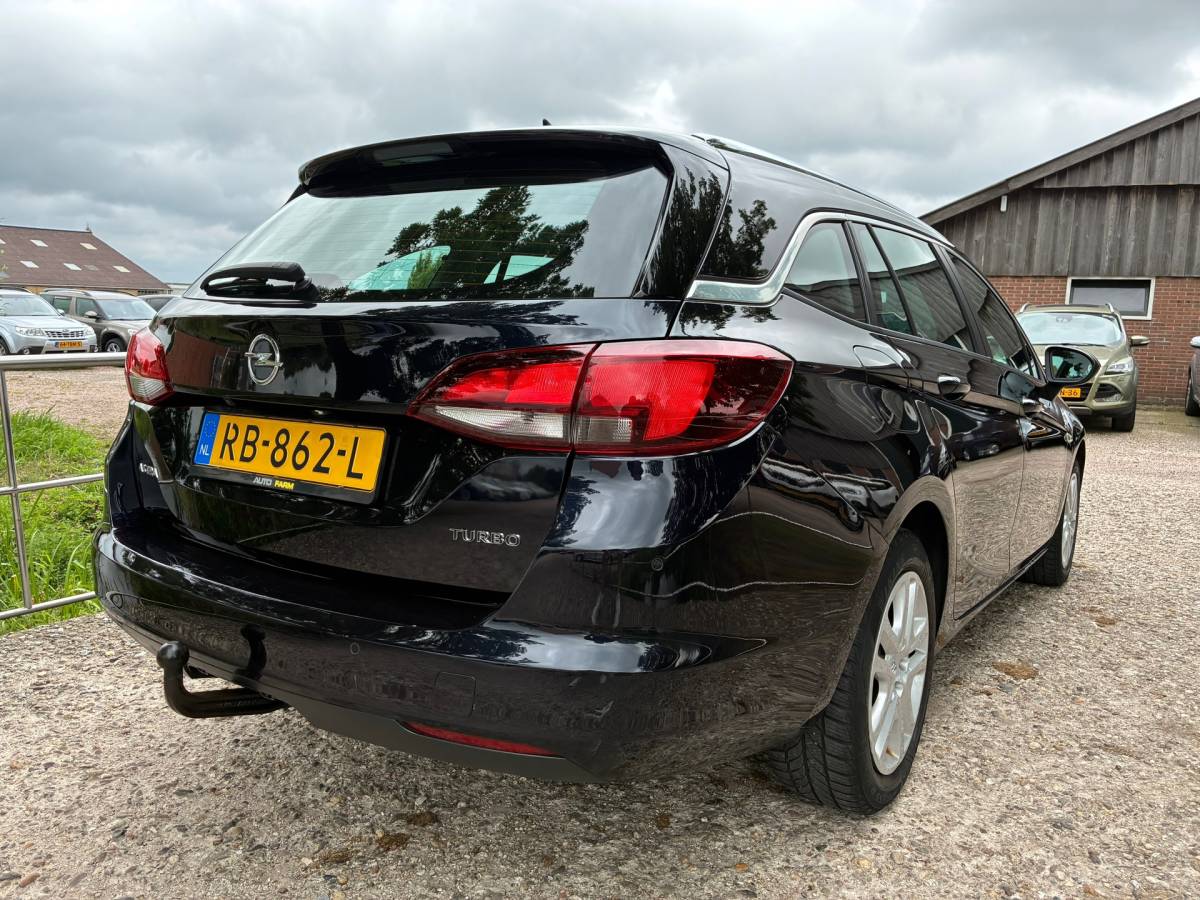Opel Astra Opel Astra Sports Tourer 1.4 Business+ | Cruise + Clima nu € 5.450,-!!!