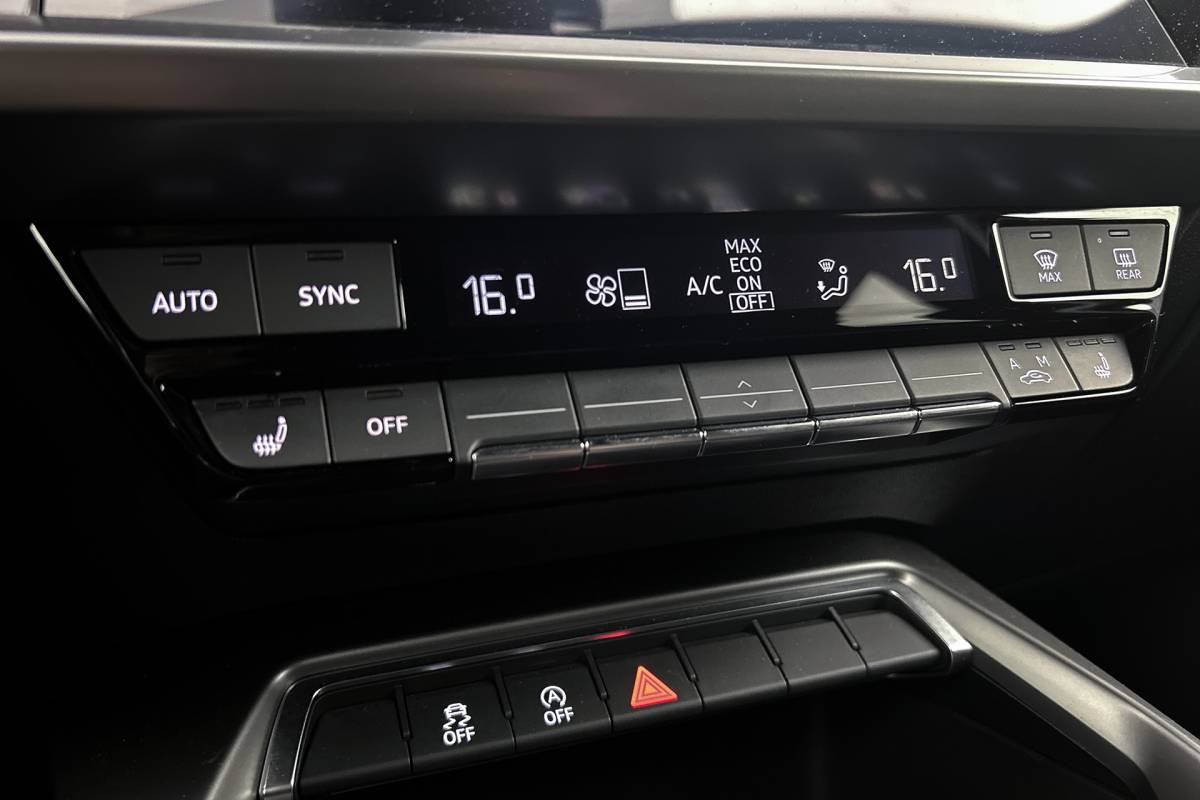 Audi A3 Audi A3 Sportback 30 TFSI Advanced edition | Stoelverwarming | Navigatie | Airco