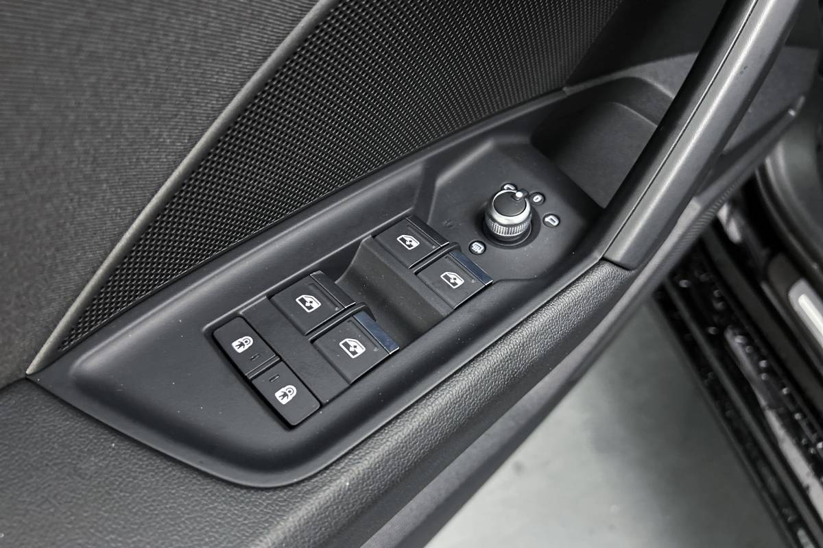 Audi A3 Audi A3 Sportback 30 TFSI Advanced edition | Stoelverwarming | Navigatie | Airco