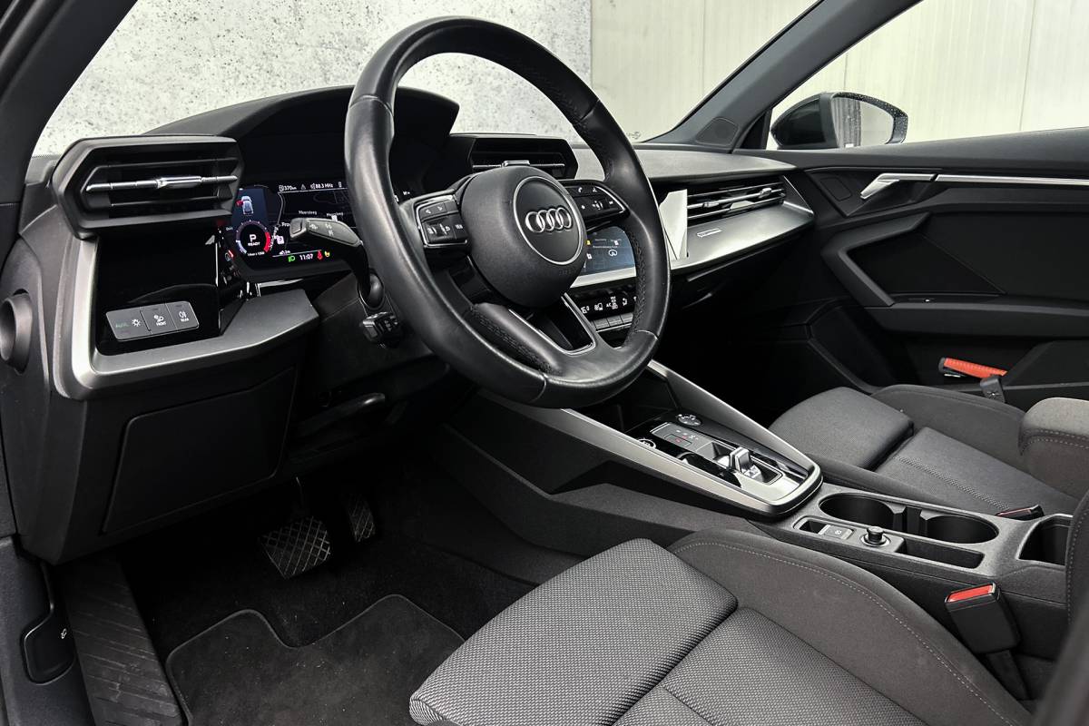 Audi A3 Audi A3 Sportback 30 TFSI Advanced edition | Stoelverwarming | Navigatie | Airco