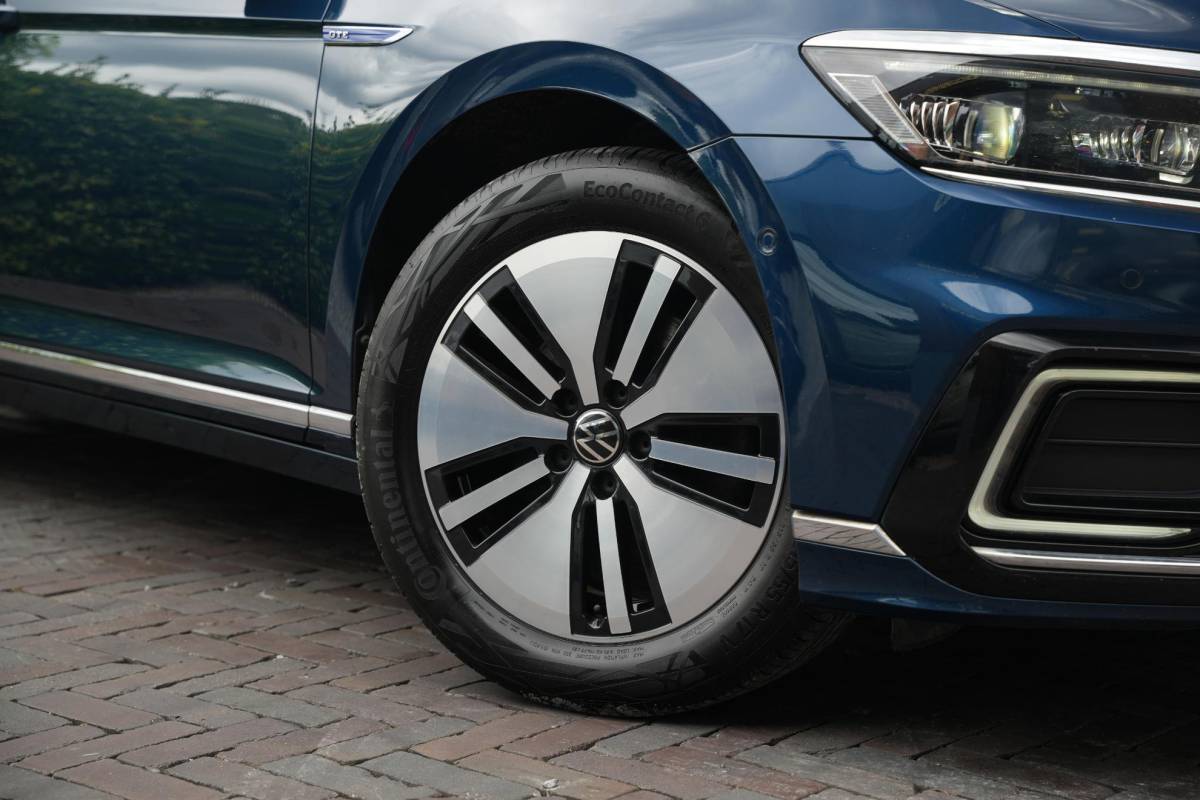 Volkswagen Passat Volkswagen Passat 1.4 TSI PHEV GTE Pano