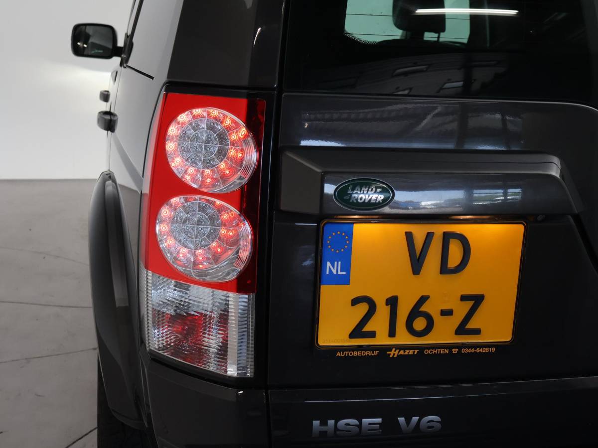 Land Rover Discovery Land Rover Discovery 3.0 SDV6 256 PK HSE GRIJS KENTEKEN + SCHUIFDAK | CAMERA | LEDER | HK | TREKHAAK