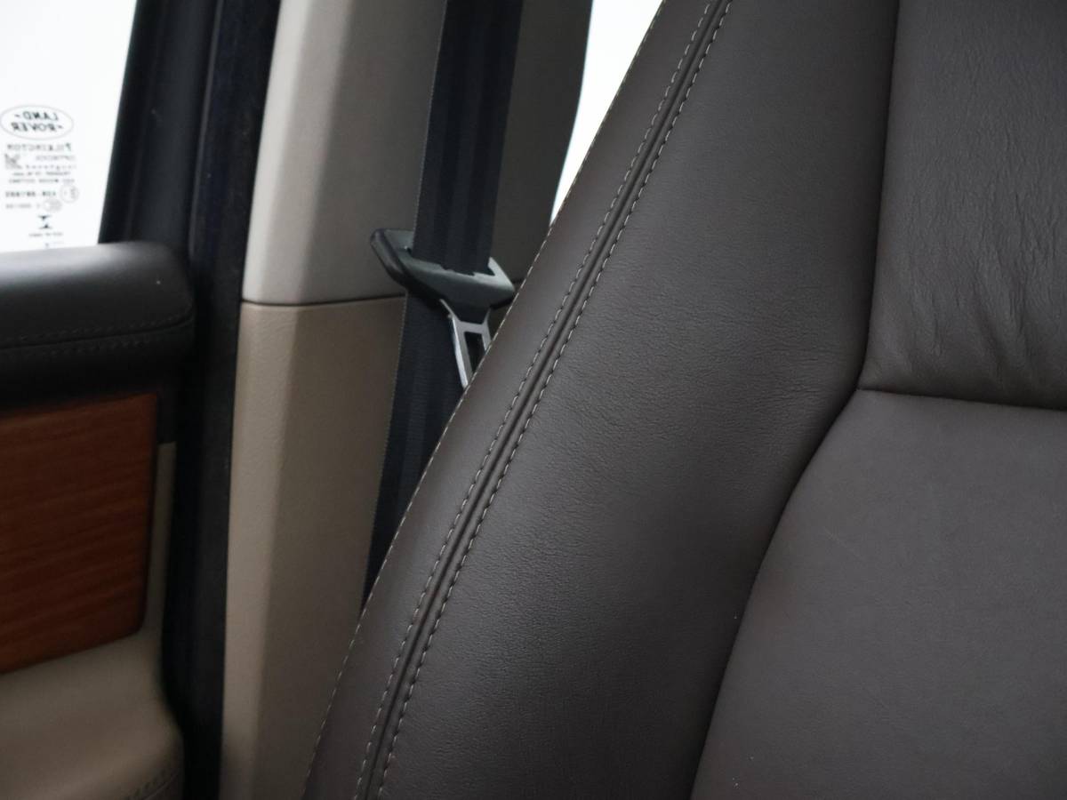 Land Rover Discovery Land Rover Discovery 3.0 SDV6 256 PK HSE GRIJS KENTEKEN + SCHUIFDAK | CAMERA | LEDER | HK | TREKHAAK