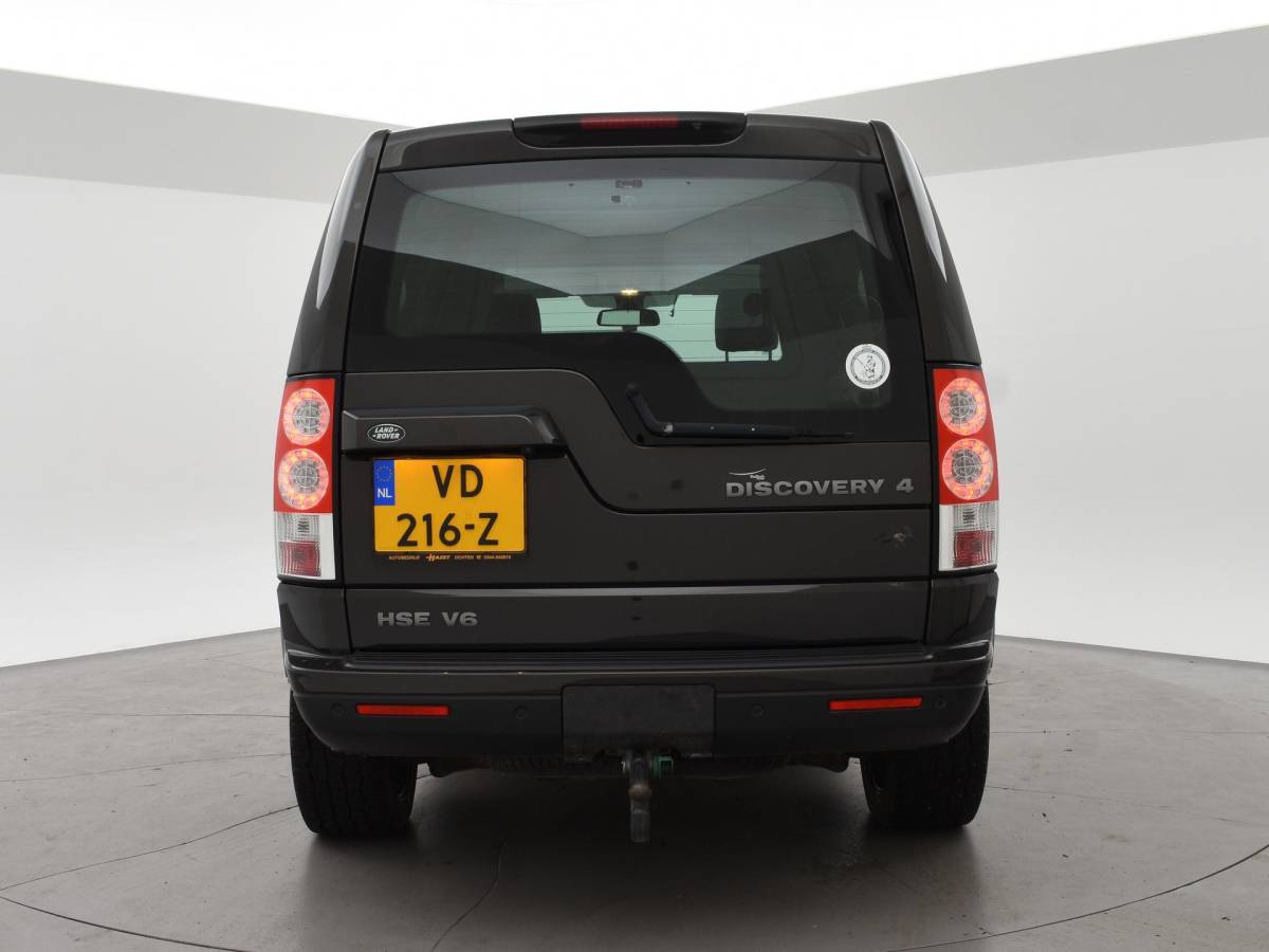 Land Rover Discovery Land Rover Discovery 3.0 SDV6 256 PK HSE GRIJS KENTEKEN + SCHUIFDAK | CAMERA | LEDER | HK | TREKHAAK