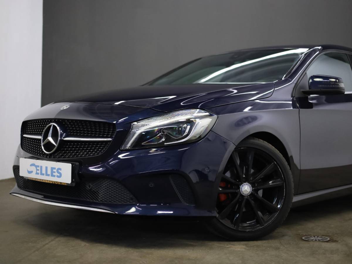 Mercedes-Benz A-Klasse Mercedes-Benz A-klasse 180 d Business Solution | Airco | Climate Control | Stoelverwarming | Cruise Control | Bluetooth | Navigatie |