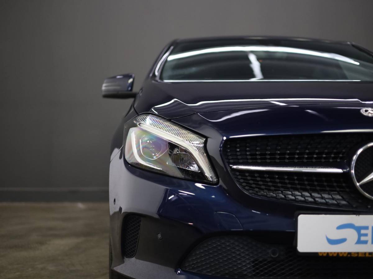 Mercedes-Benz A-Klasse Mercedes-Benz A-klasse 180 d Business Solution | Airco | Climate Control | Stoelverwarming | Cruise Control | Bluetooth | Navigatie |