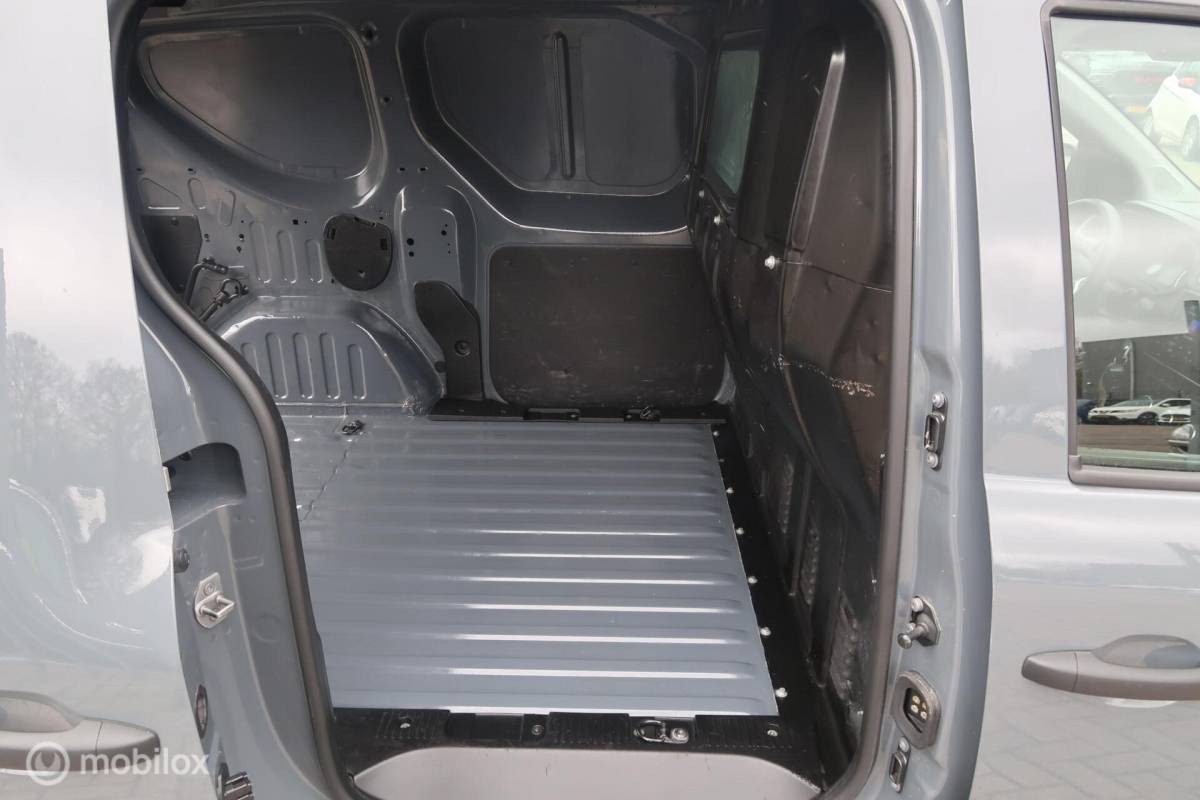 Renault Express Renault Express 1.3 TCe 100 Comfort +