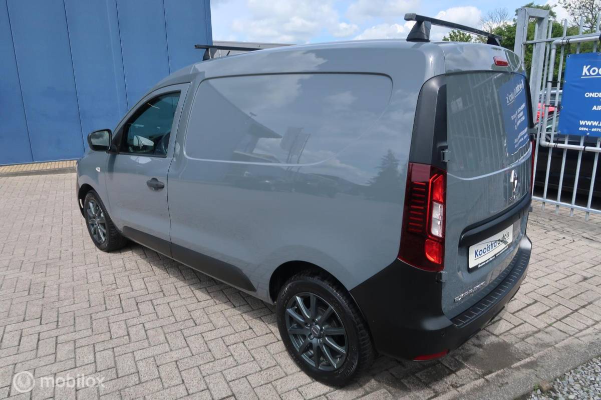 Renault Express Renault Express 1.3 TCe 100 Comfort +